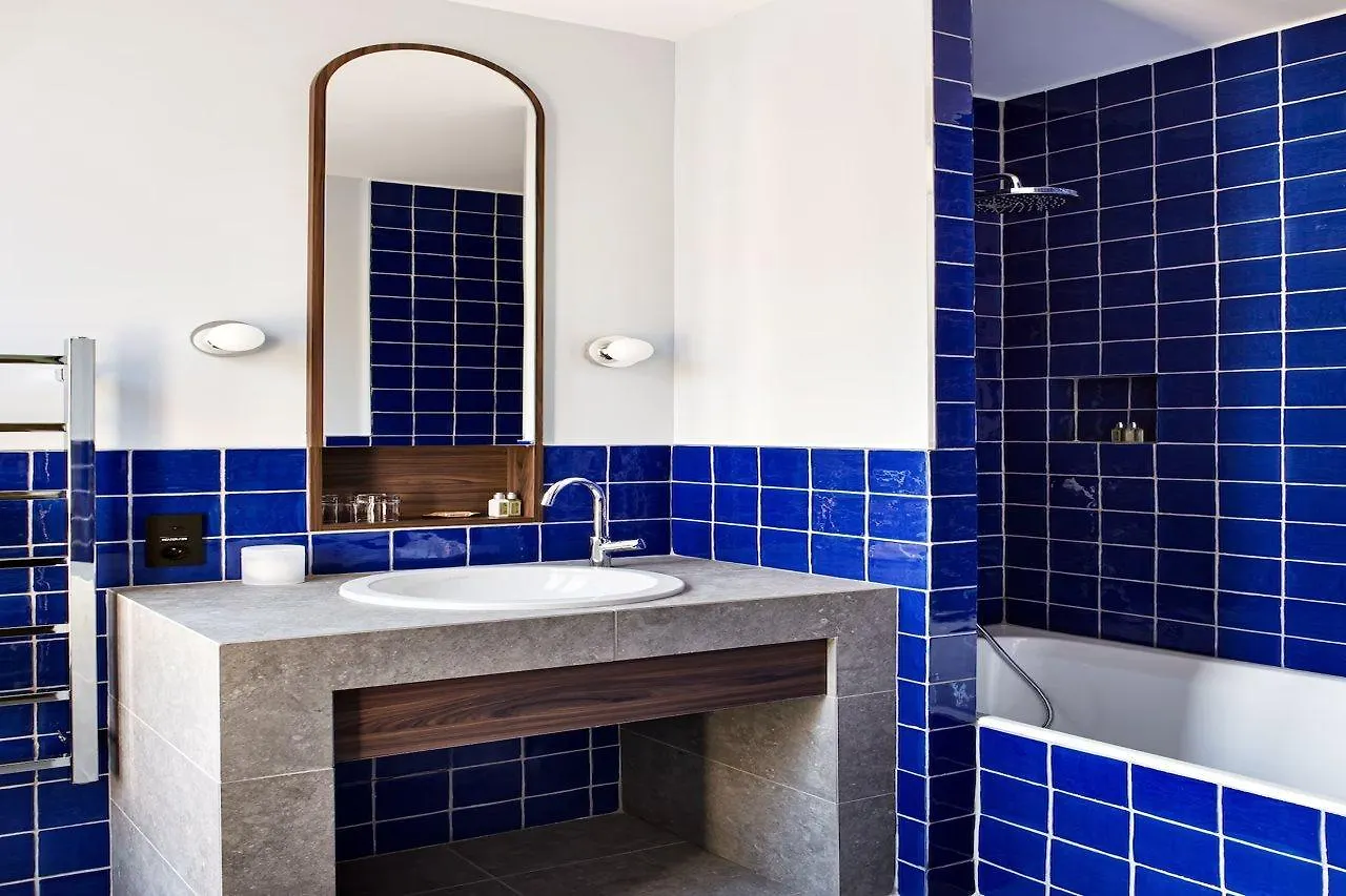 New Hotel Le Quai - Vieux Port Marseille 4*,  France