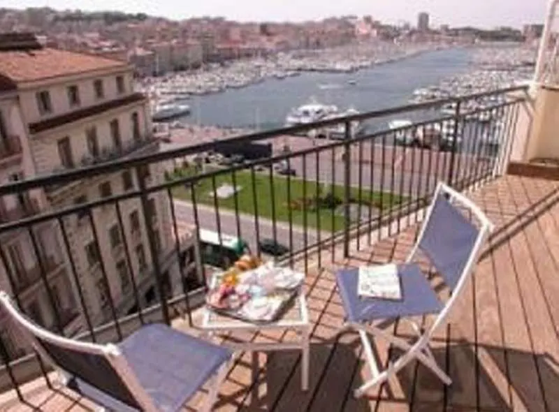 New Hotel Le Quai - Vieux Port Marseille