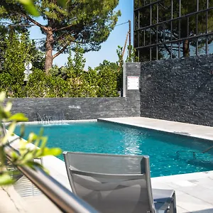 מלון Radisson Aix En Provence