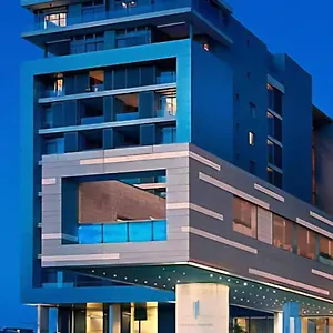 Aparthotel The Residences At Crystal Towers Cape Town