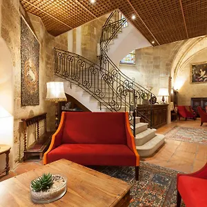 מלון Des Augustins