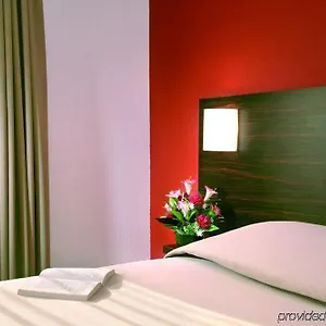 Apart-hotel Appart'city Classic Geneve - ***