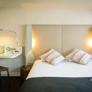 Hotel Campanile Geneve - ***